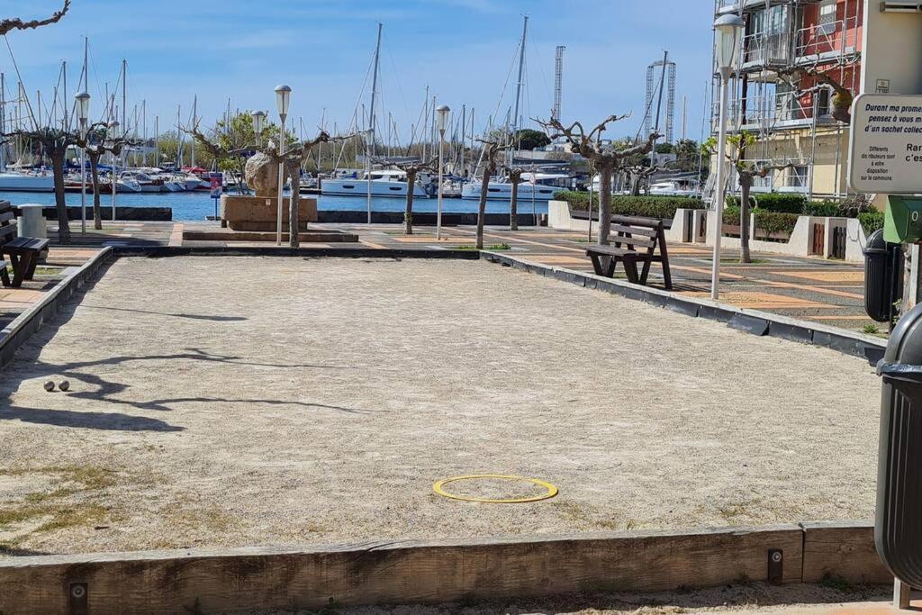 Appartement Avec Balcon, Vue Mer, Piscine, Parking Agde Bagian luar foto