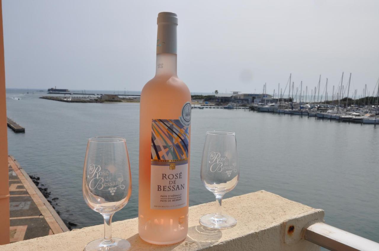 Appartement Avec Balcon, Vue Mer, Piscine, Parking Agde Bagian luar foto