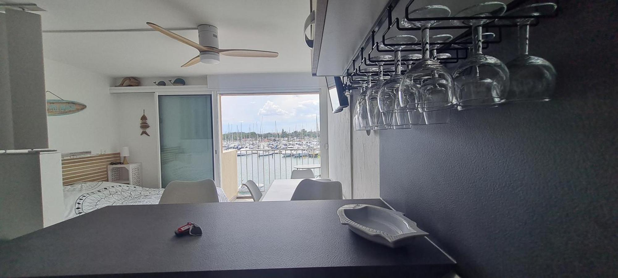 Appartement Avec Balcon, Vue Mer, Piscine, Parking Agde Bagian luar foto